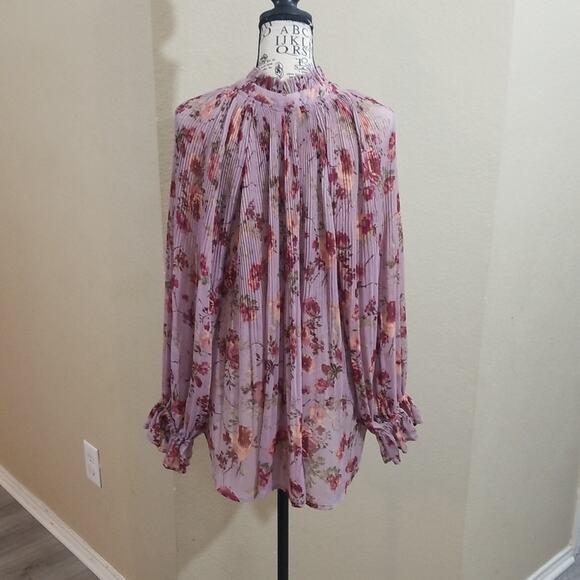 Coco + Jaimeson sheer‎ top size large - Picture 3 of 9